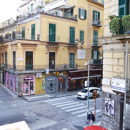 Questo Rinascimento Casa Newman Napoli Exterior foto