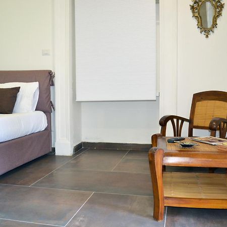 Questo Rinascimento Casa Newman Napoli Exterior foto