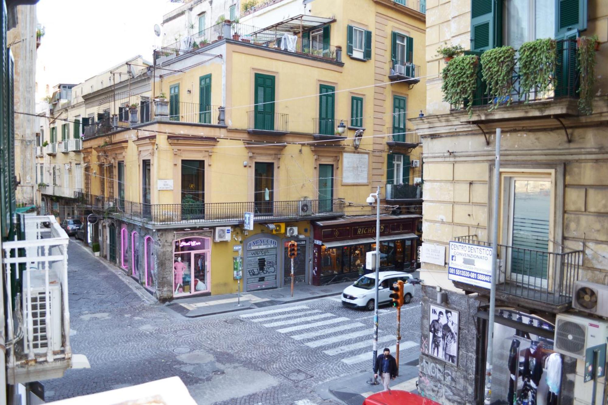 Questo Rinascimento Casa Newman Napoli Exterior foto