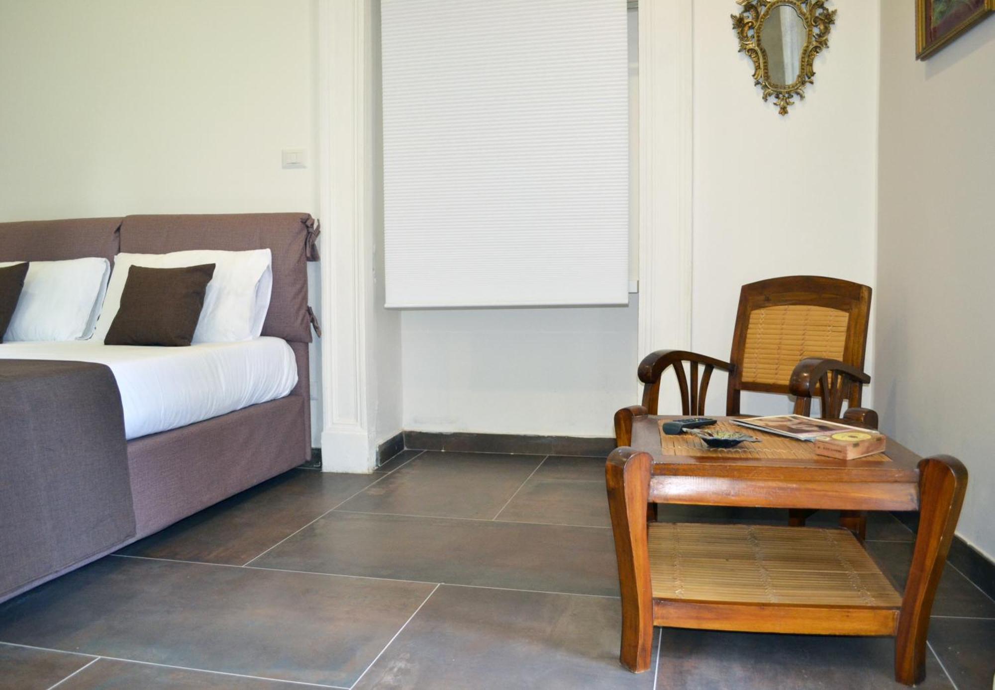 Questo Rinascimento Casa Newman Napoli Exterior foto
